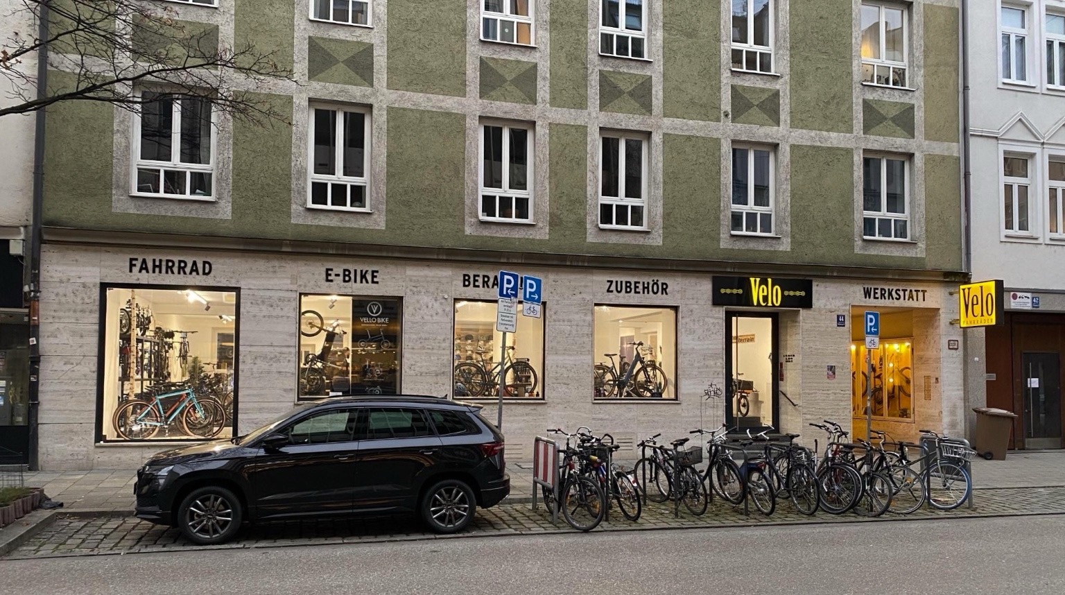 Weissenburger Straße 44 ohne Parklet